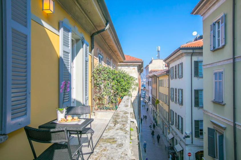Downtown * Como